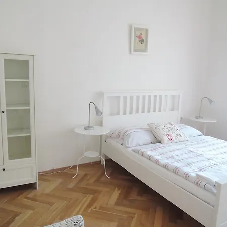 Apartment Carolina Old Town Prague