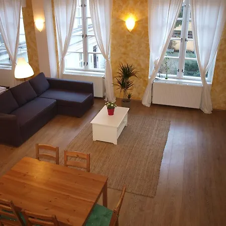 Carolina Old Town Apartment Prague